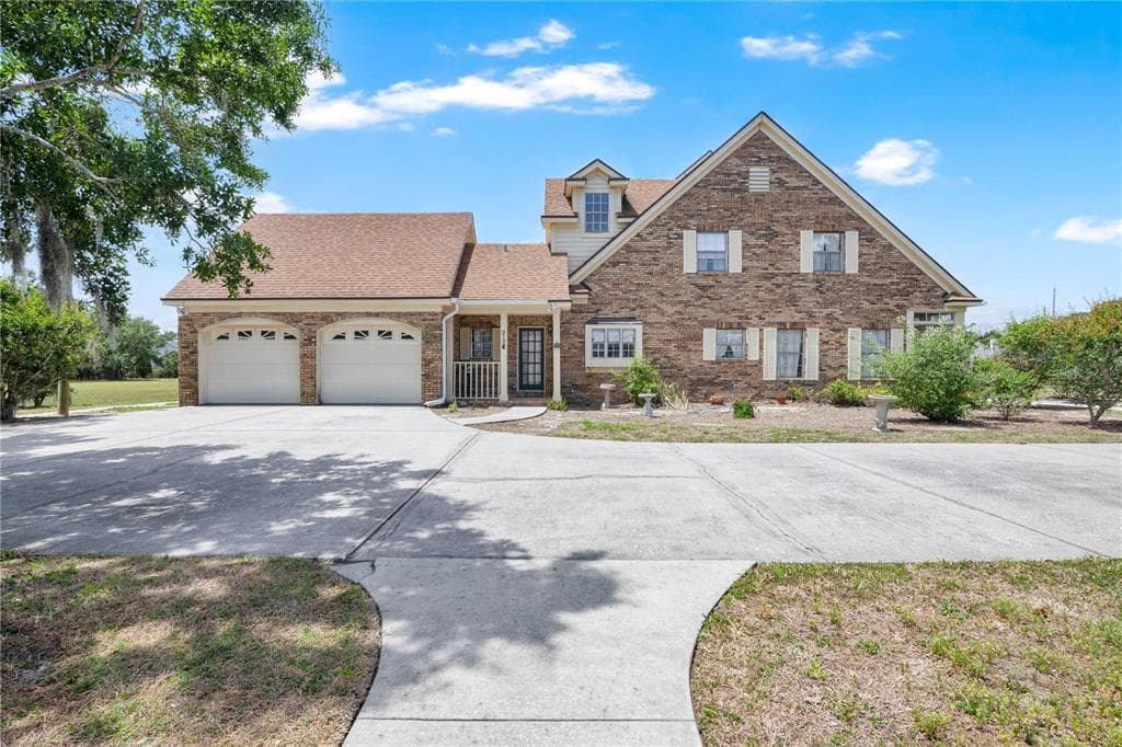 2105 CLUBHOUSE ROAD LAKELAND, FL 33813