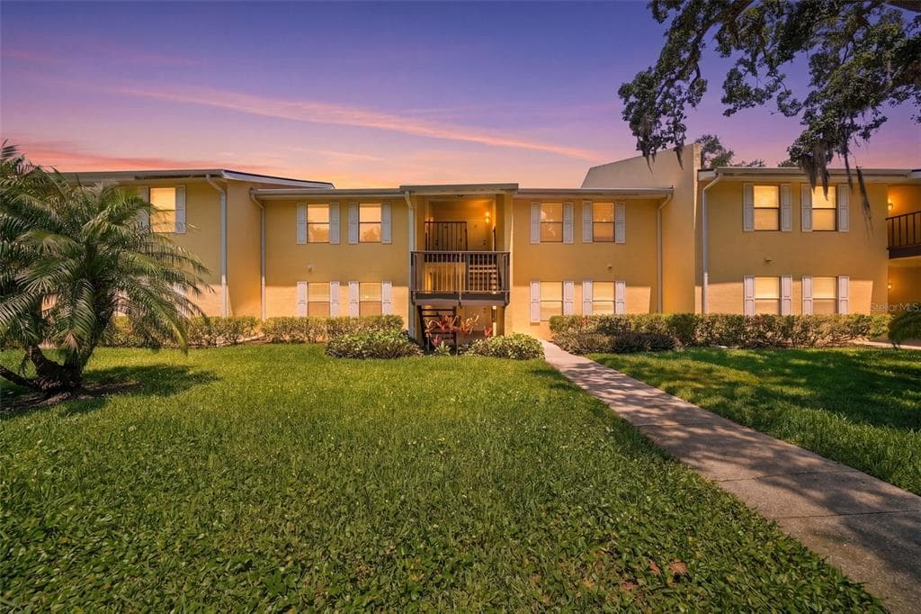 3001 58TH AVENUE S UNIT 1005 ST PETERSBURG, FL 33712