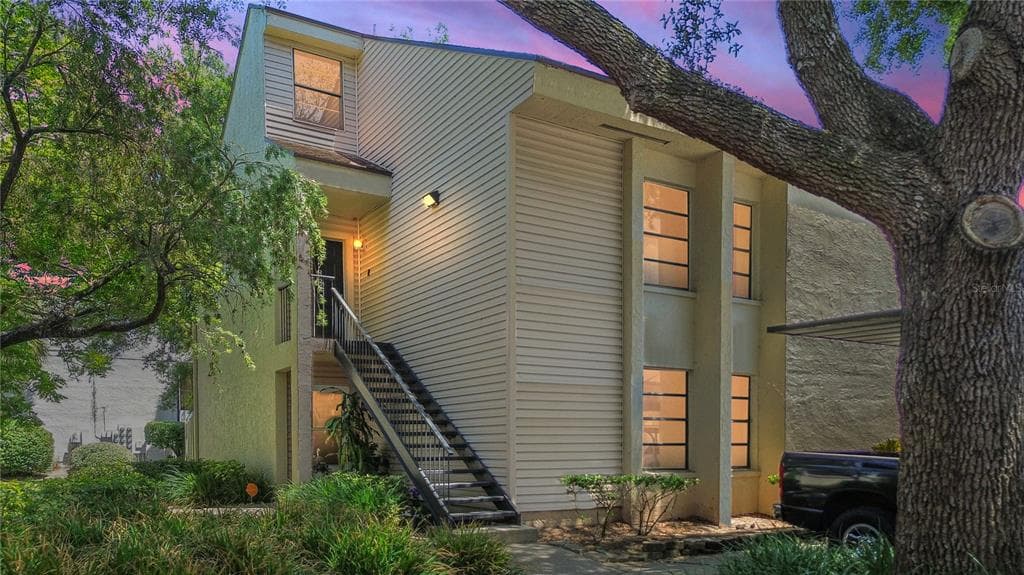 7863 NIAGARA AVENUE UNIT 1921 TAMPA, FL 33617