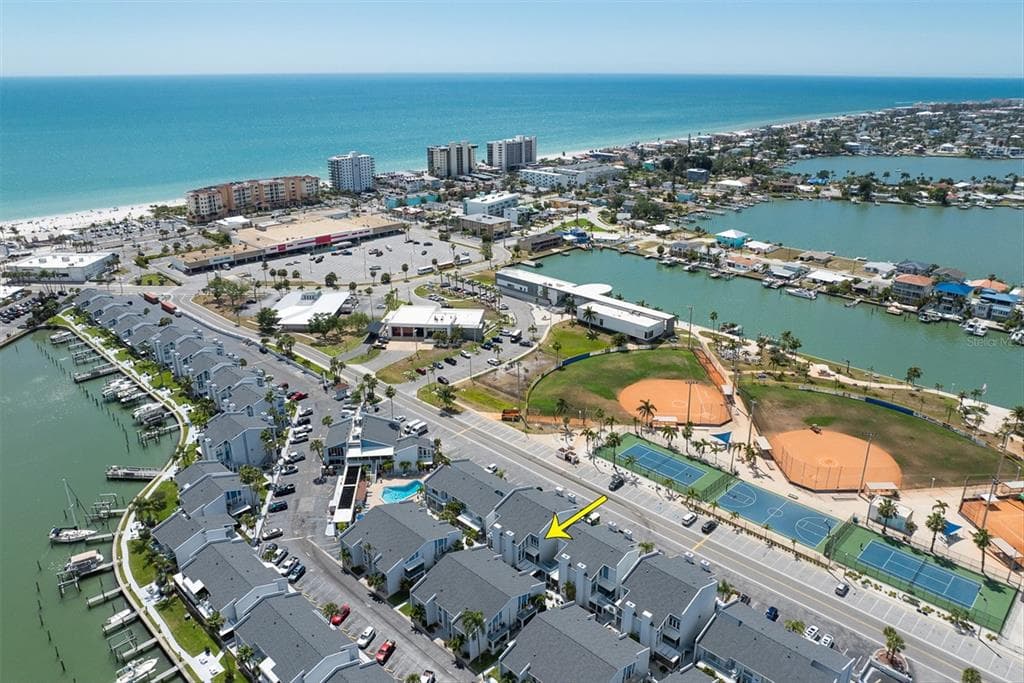 247 REX PLACE UNIT H MADEIRA BEACH, FL 33708
