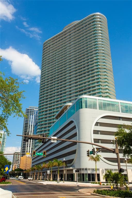 400 CENTRAL AVENUE UNIT 1003 ST PETERSBURG, FL 33701