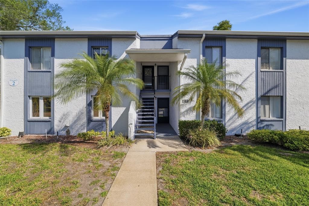 130 CYPRESS LANE UNIT 130 OLDSMAR, FL 34677