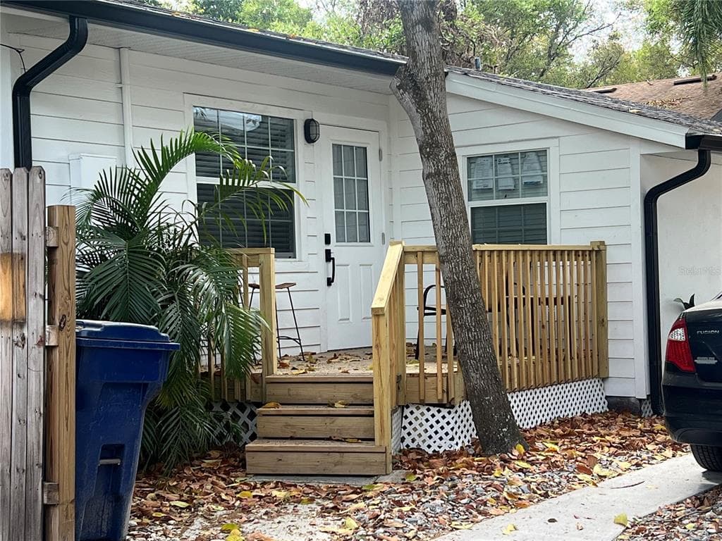 311 E FLORIBRASKA AVENUE