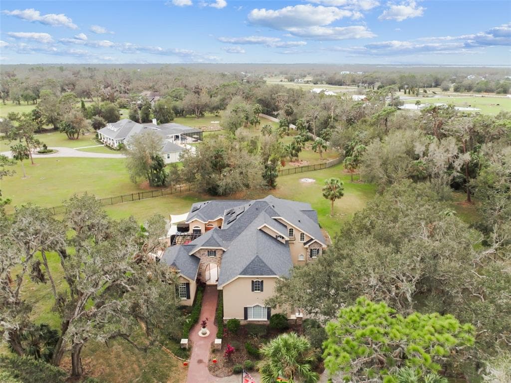 12709 MANNHURST OAK LANE LITHIA, FL 33547