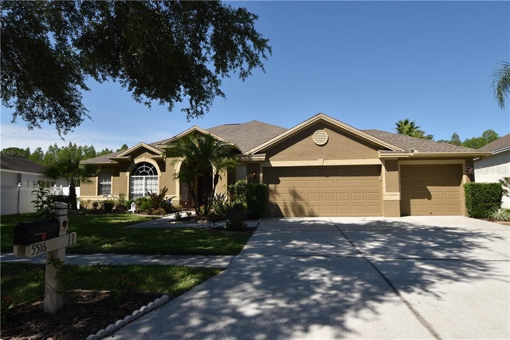 5516 GARDEN ARBOR DRIVE LUTZ, FL 33558