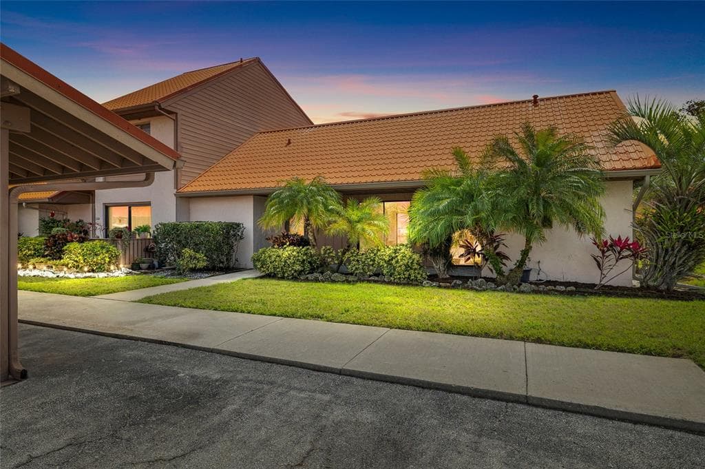 6535 DRAW LANE UNIT 85 SARASOTA, FL 34238
