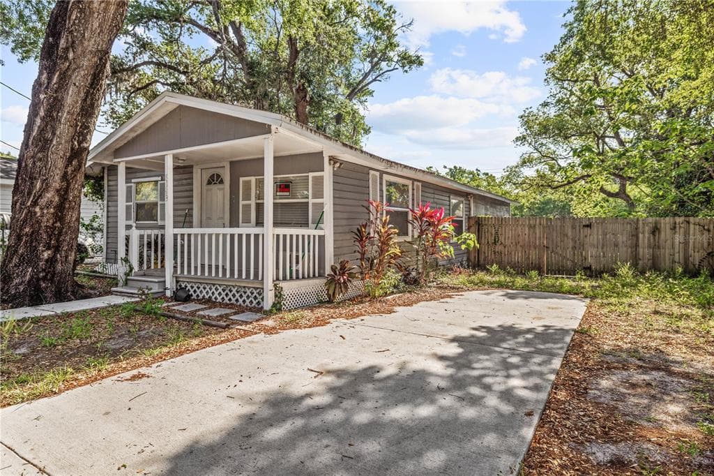 8303 N 11TH STREET TAMPA, FL 33604