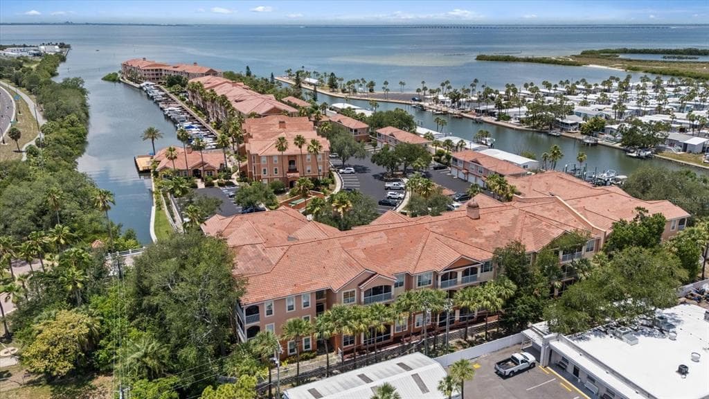 5000 CULBREATH KEY WAY UNIT 1117 TAMPA, FL 33611
