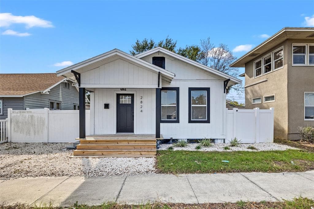 2824 5TH AVENUE N ST PETERSBURG, FL 33713