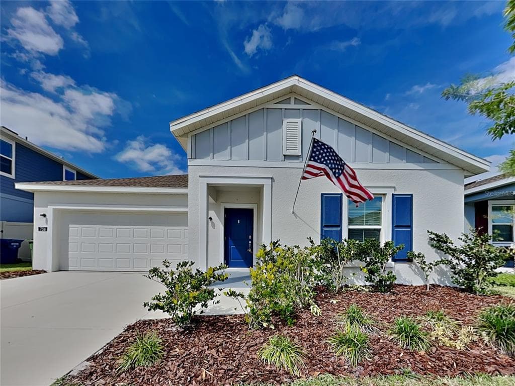 756 REGGIE ROAD WINTER HAVEN, FL 33884