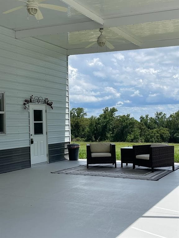 33740 LARKIN RD DADE CITY, FL 33523