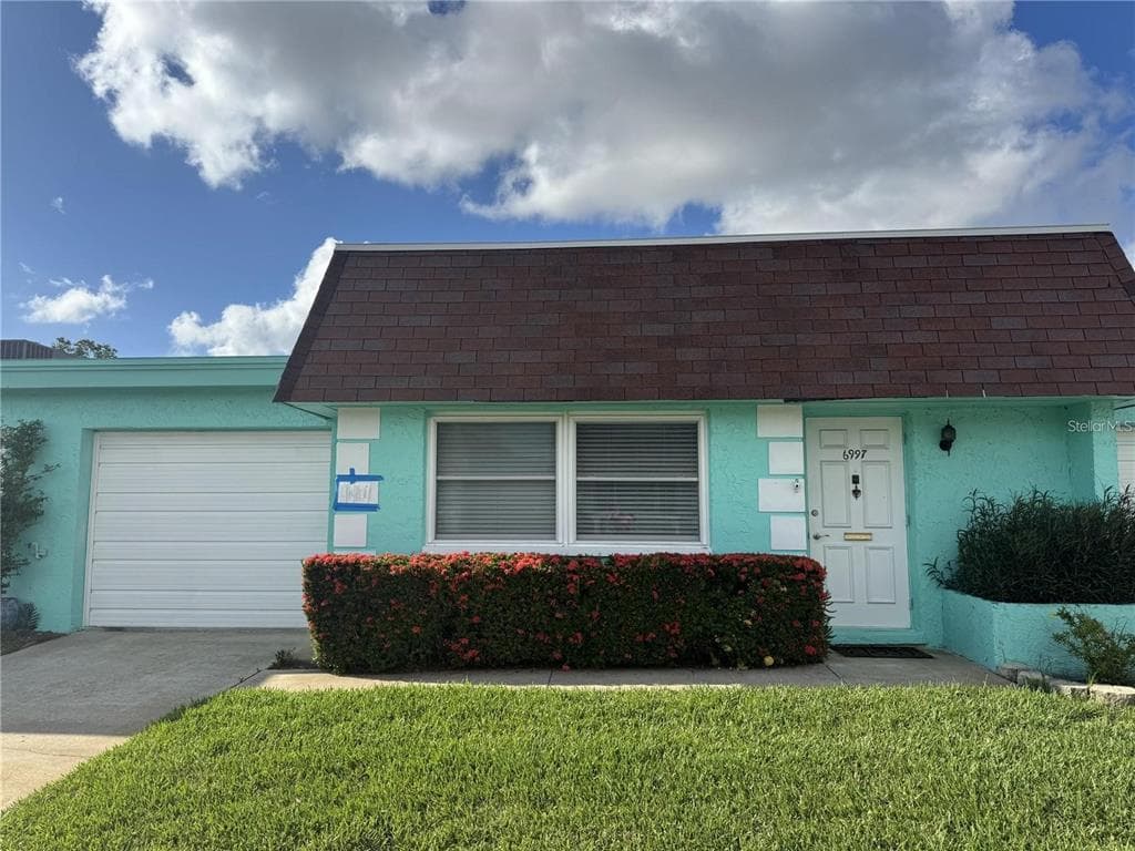 6997 VERSAILLES N UNIT n/a