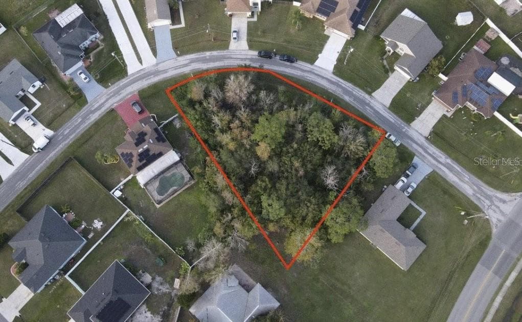 1090 DUDLEY DRIVE KISSIMMEE, FL 34758