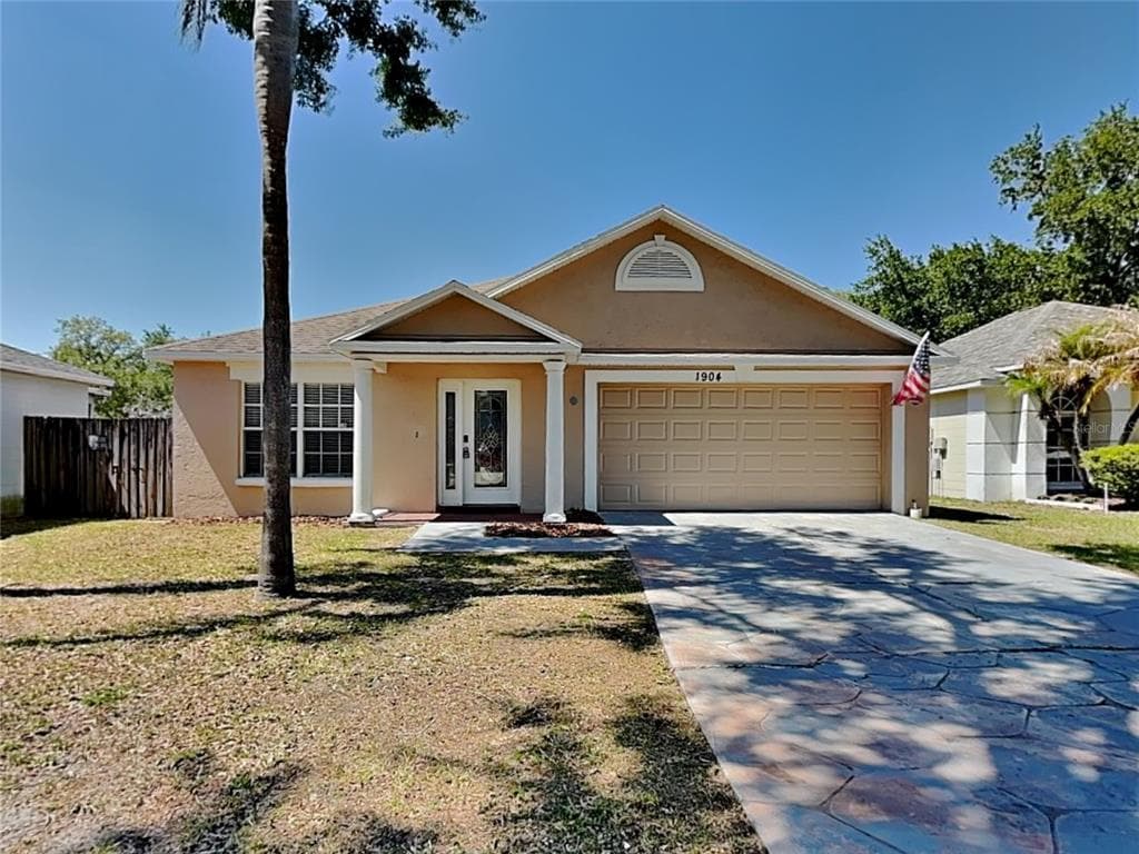 1904 ELLINGTON COURT VALRICO, FL 33594