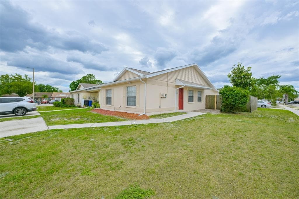 1720 OAK BRANCH COURT