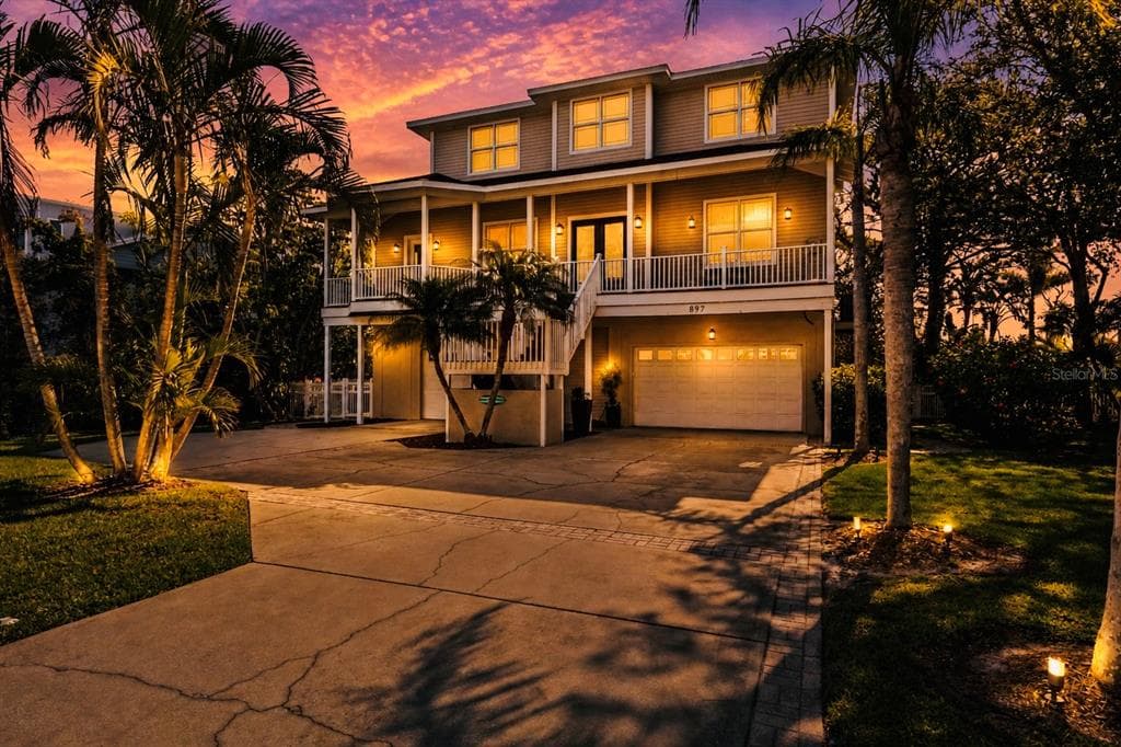 897 POINT SEASIDE DRIVE