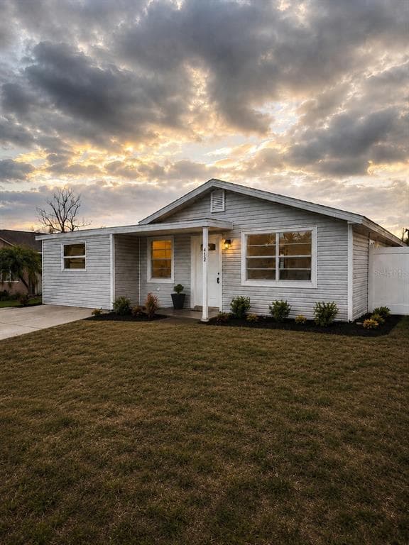 4112 MESA DRIVE NEW PORT RICHEY, FL 34653