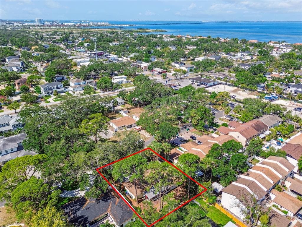 4711 W VASCONIA STREET TAMPA, FL 33629