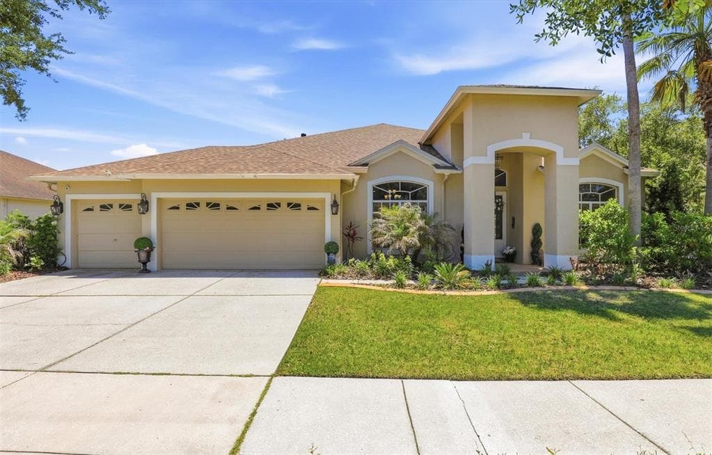 8331 GOLDEN PRAIRIE DRIVE TAMPA, FL 33647