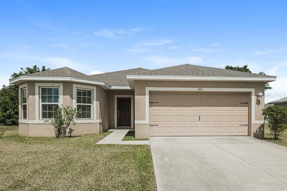 203 NE 9TH AVENUE CAPE CORAL, FL 33909