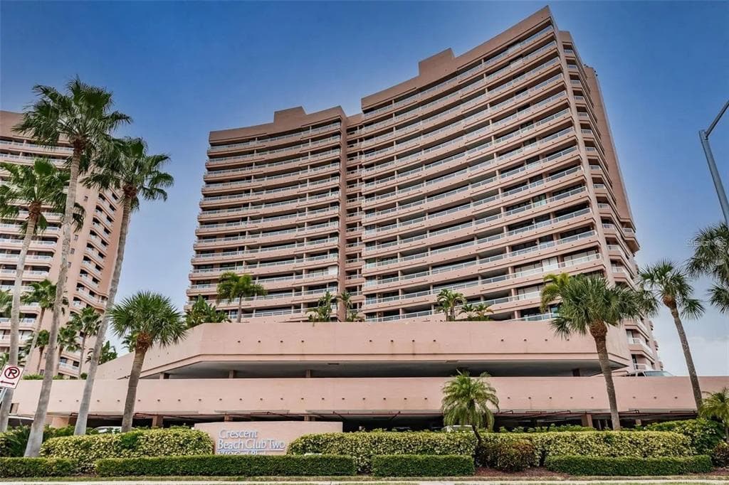 1310 GULF BOULEVARD UNIT 4D