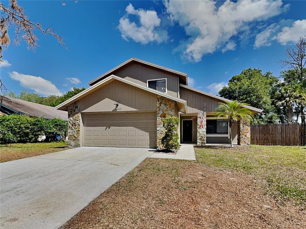16137 RAVENDALE DRIVE TAMPA, FL 33618