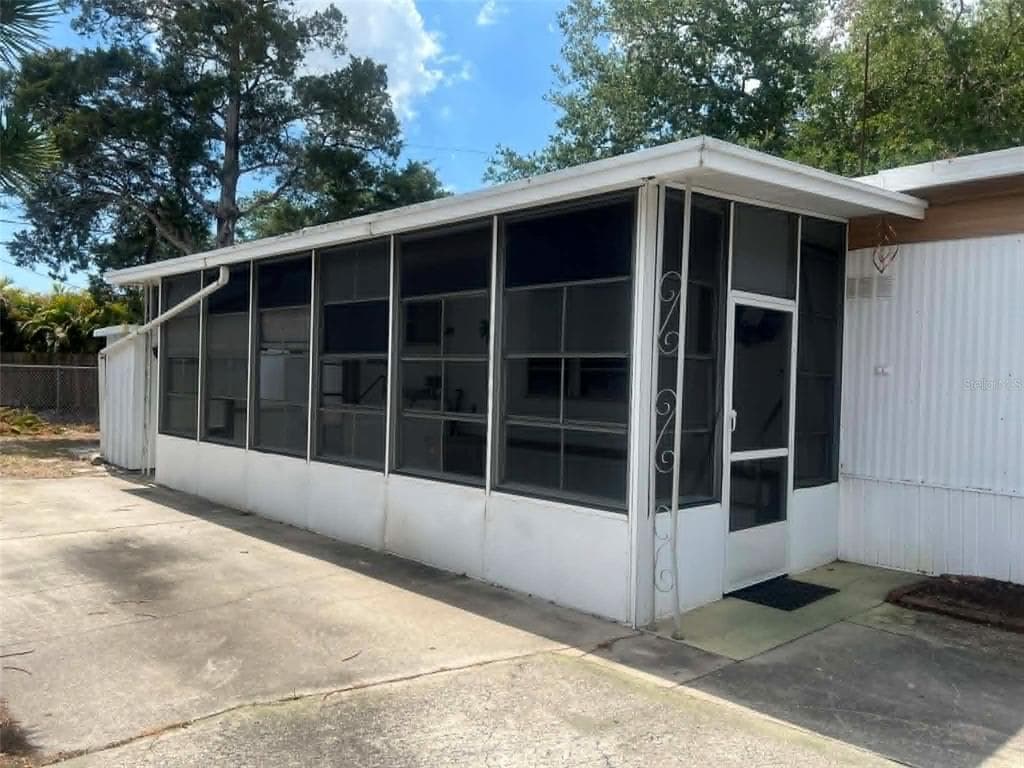 7801 34TH AVENUE N UNIT 88 ST PETERSBURG, FL 33710