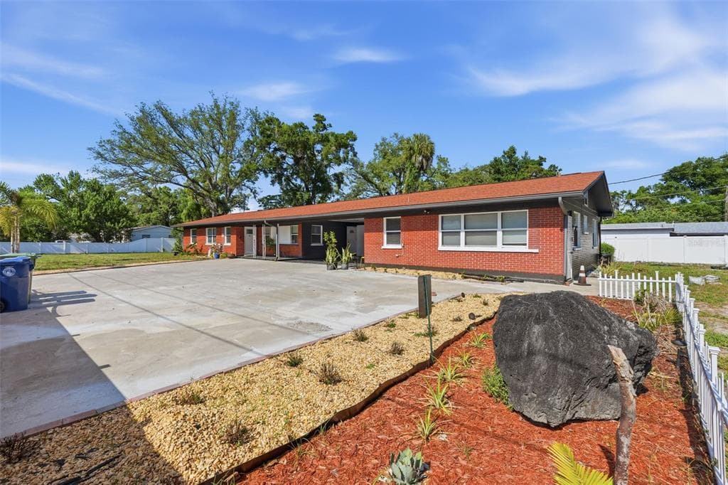 10107 N ASTER AVENUE TAMPA, FL 33612