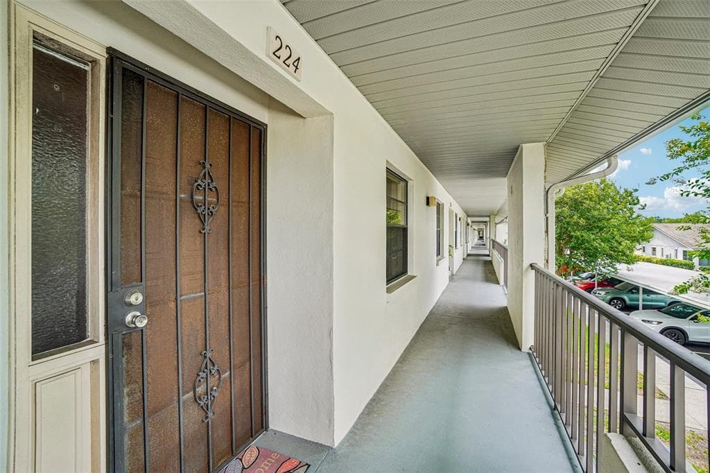 1601 43RD STREET N UNIT 224 ST PETERSBURG, FL 33713