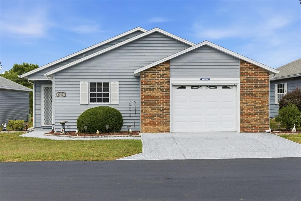 37407 TEABERRY LOOP ZEPHYRHILLS, FL 33542