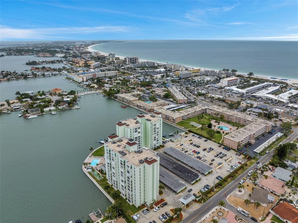 400 64TH AVENUE UNIT 907 W ST PETE BEACH, FL 33706
