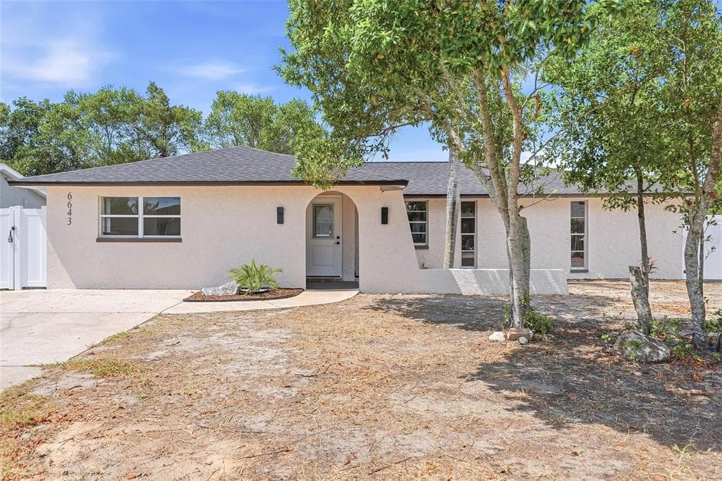 6643 CARNATION WAY PORT RICHEY, FL 34668