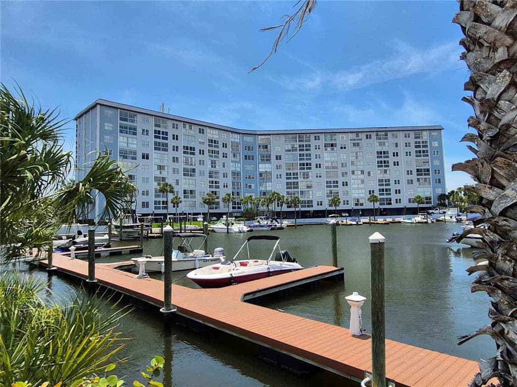 4939 FLORAMAR TERRACE UNIT 203 NEW PORT RICHEY, FL 34652