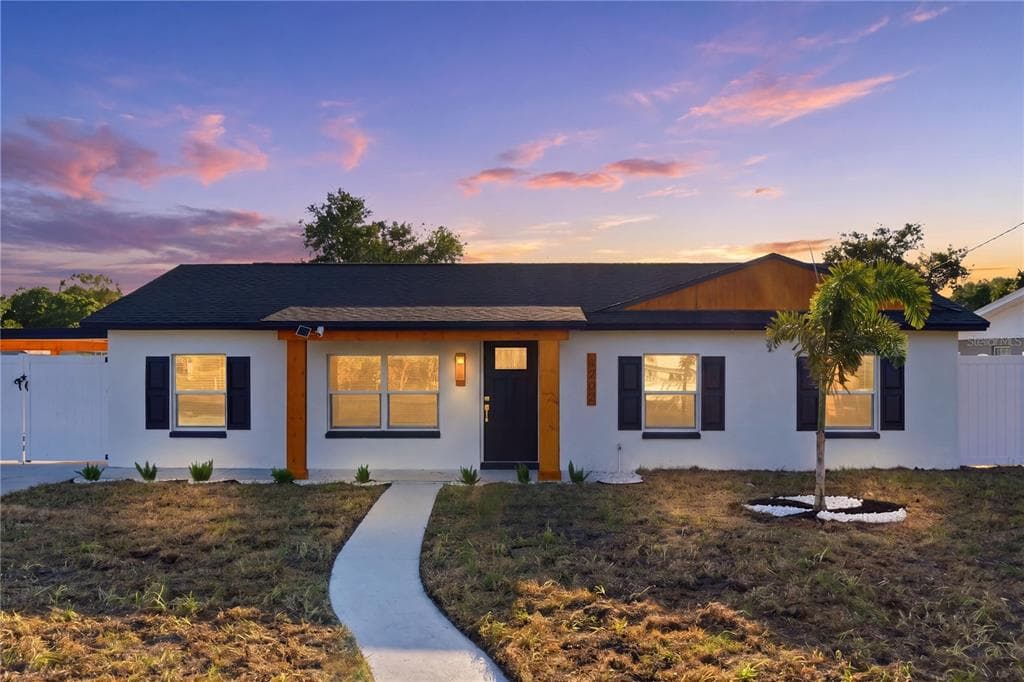 3202 N 44TH STREET TAMPA, FL 33605