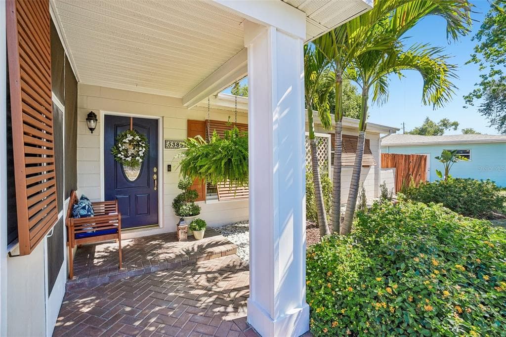 5389 55TH AVENUE N ST PETERSBURG, FL 33709