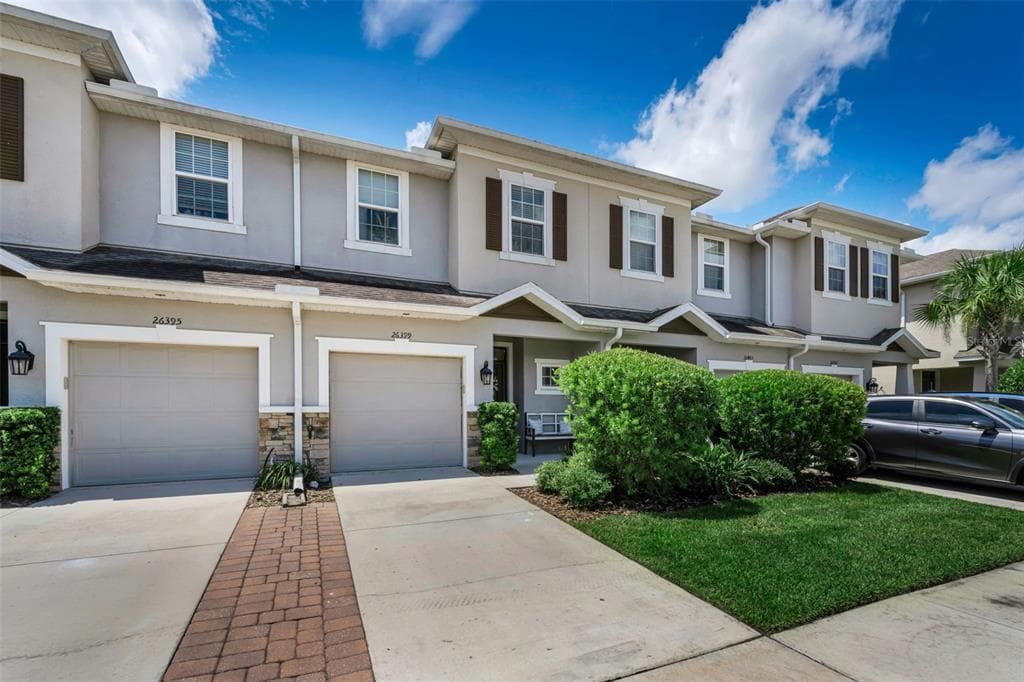 26399 LIMESTONE SPRINGS WAY WESLEY CHAPEL, FL 33544