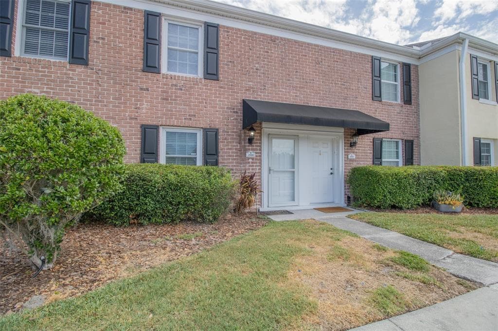 2559 CEDAR CYPRESS COURT TAMPA, FL 33618