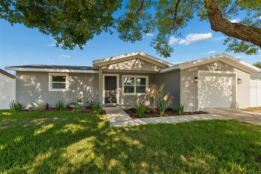 1434 NORMANDY BOULEVARD HOLIDAY, FL 34691