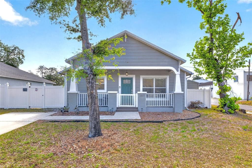 5801 N MIAMI PLACE TAMPA, FL 33604