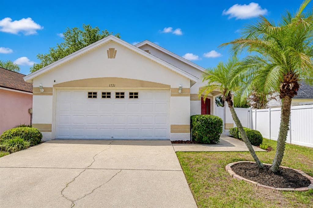1721 TROPICANA WAY VALRICO, FL 33594