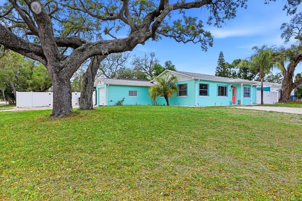712 S GLENWOOD AVENUE CLEARWATER, FL 33756