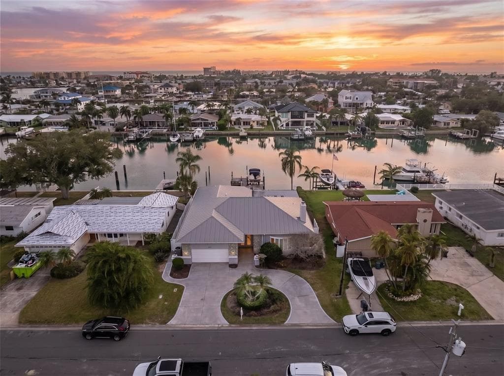 11870 6TH STREET E TREASURE ISLAND, FL 33706