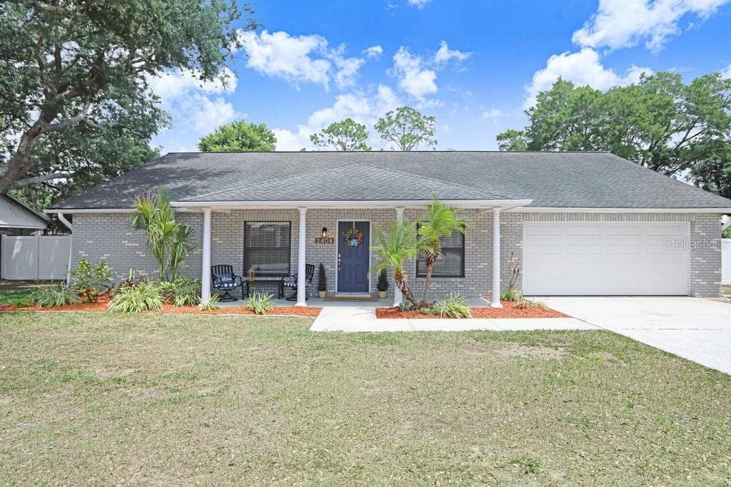 2404 BUCKHORN MANOR DRIVE