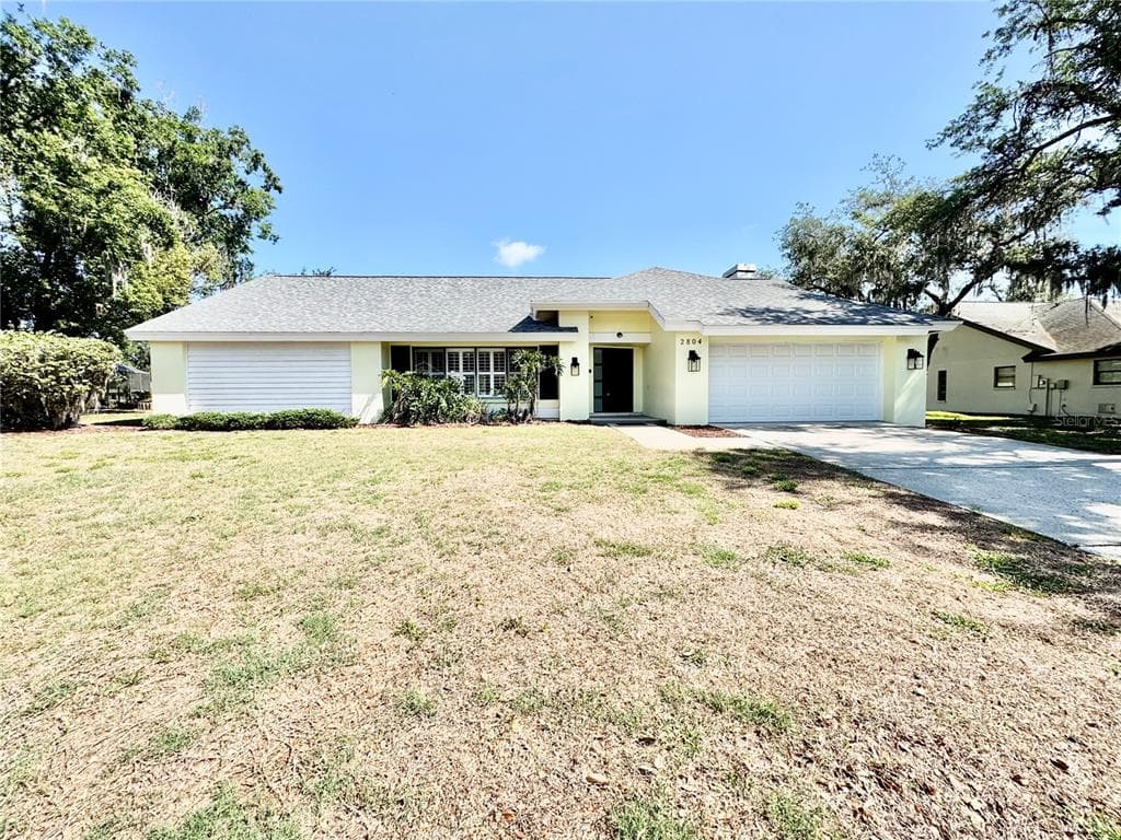 2804 WEDGEWOOD DRIVE