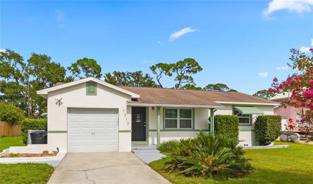 1717 OXFORD STREET N ST PETERSBURG, FL 33710