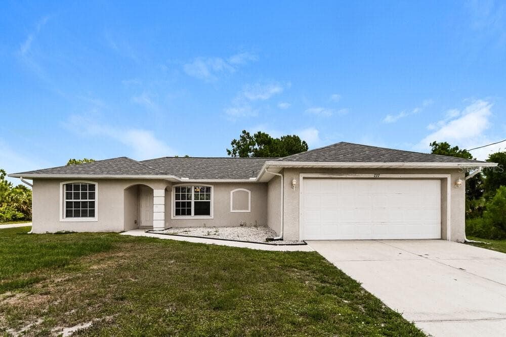 737 ALMELIA STREET E LEHIGH ACRES, FL 33974