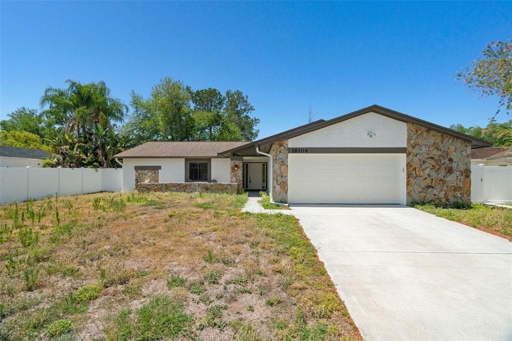 16104 COUNTRY CROSSING DR TAMPA, FL 33624