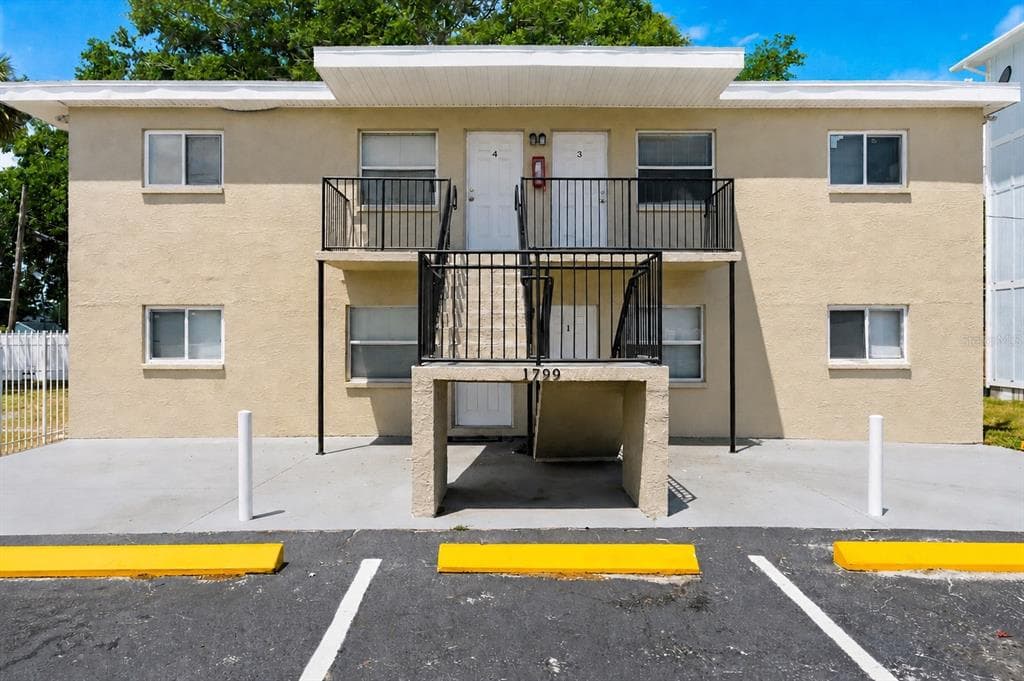 1799 RUSSELL STREET S UNIT 3 ST PETERSBURG, FL 33712
