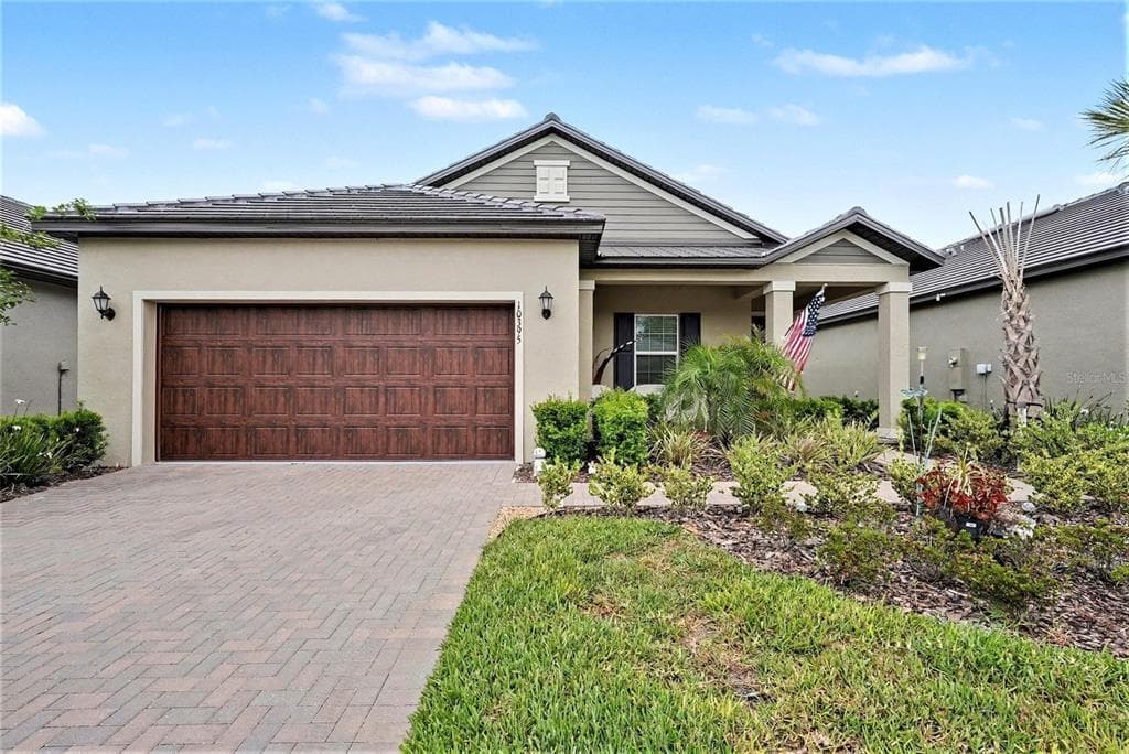 10395 BANYAN BREEZE BOULEVARD LAND O LAKES, FL 34638