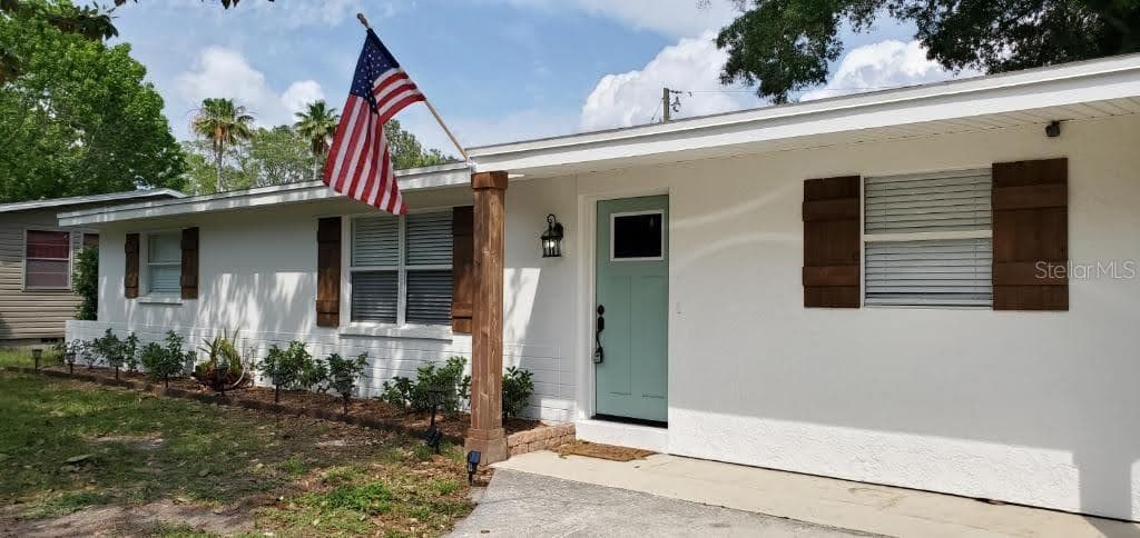 1639 ST CATHERINE DRIVE W DUNEDIN, FL 34698